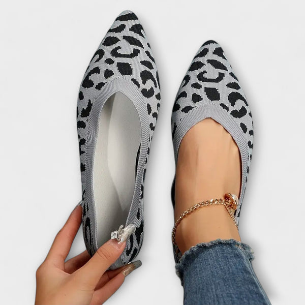 Szpiczaste buty we wzór lamparta