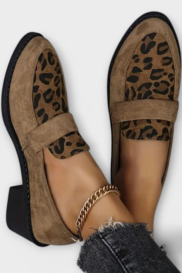 Karla - Stylowe damskie buty w panterkę